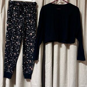 Arizona Jean Company Black and Pink Celestial women’s pajama bottom